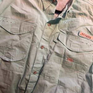 Columbia PFG fishing shirt